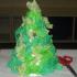 Desítky dětí si přišly do Permoníčkovy výtvarné dílny vytvořit sněhuláka, vánoční stromek, maňáska nebo jen vymalovat vánoční obrázek. (15. 12. 2007)